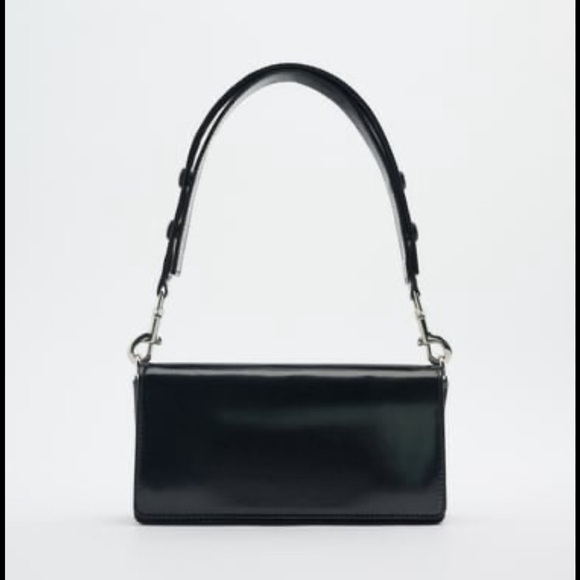 ZARA: Black shoulder bag with flap - Picture 1 of 9